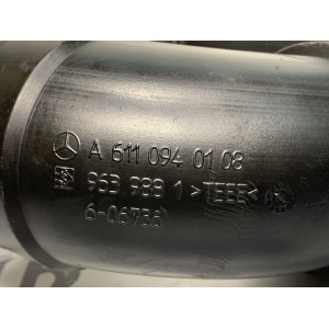 Патрубок (шланг) от воздушного фильтра к турбине на Мерседес С-class W203 2.2 CDI OM611 А6110940108