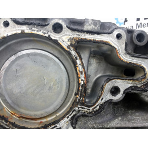 Передня кришка двигуна (ГРМ) на Mercedes-Benz Sprinter 2,2 2,7 cdi (ОМ 611, 612) А6110151302