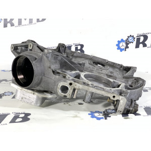 Передня кришка двигуна на Mercedes C W203 - CLK W209 - E W211, 2.2 cdi ом 646 (2002-2009) R6460150602