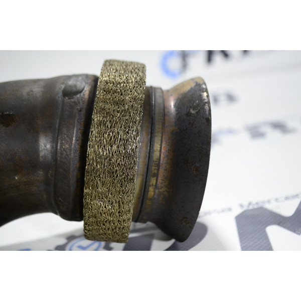 Трубка глушника від турбіни до каталізатора на Мерседес Спрінтер W 906 2.2 cdi OM 651 (2014 - 2018)
