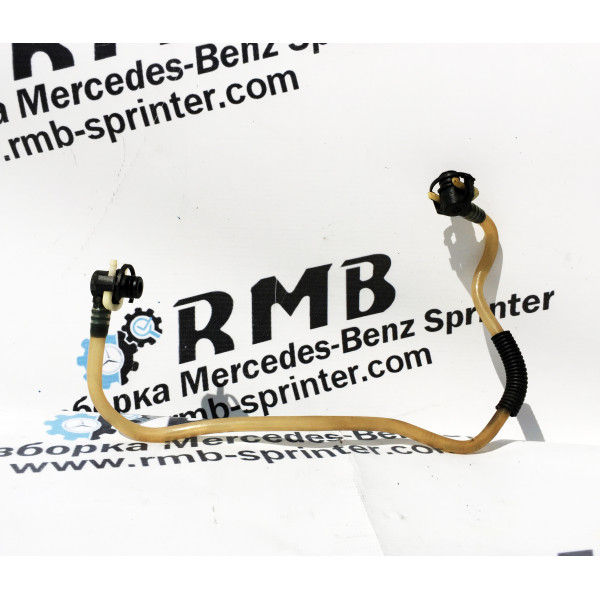 Паливна трубка від насоса до фільтра (фільтр -> насос) на Mercedes Benz Sprinter 2,2 cdi (ОМ 611) A6110702032