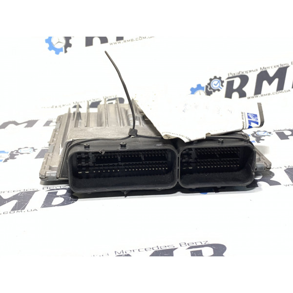 Блок керування двигуна на BMW 7624048 5WK91160