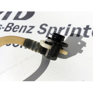 Топливная трубка от насоса к фильтру (фильтр -> насос) на Mercedes Benz Sprinter 2,2 cdi (ОМ 611) A6110702032
