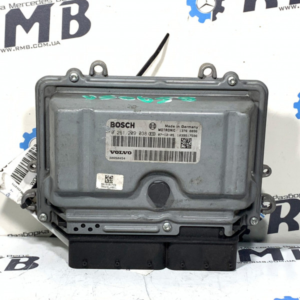 Блок керування двигуном на Volvo C70 2.5T 20V 0261209038