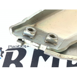 Кронштейн кріплення каталізатора на Мерседес Спрінтер W 906 2.2 cdi OM 651 (2014 - 2018) A9064921200