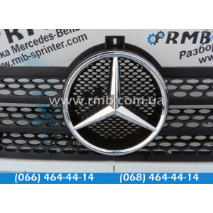 Решітка радіатора (з посмішкою) на Mercedes Benz Sprinter (w 901 - 905) A9018800085