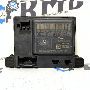 Блок управления двери на Мерседес Спринтер W 906 2.2 3.0 cdi A9068203526