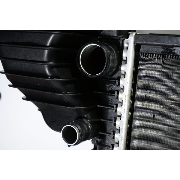 Радіатор охолодження двигуна (основний) на Mercedes Benz Sprinter 2,2/2.7 cdi (ОМ 611 - 612) A9015003500