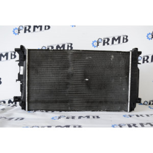 Радіатор охолодження двигуна (основний) на Мерседес Спрінтер W 906 2.2 3.0 А9065000402 (2006 - 2018)