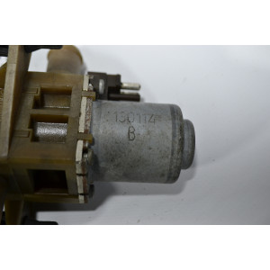 Кран печки (отопителя) (электромагнитный клапан) на Mercedes Sprinter (w 903 — 905) A0018300684