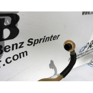 Топливная трубка от ТНВД к ТННД (насос -> насос) на Mercedes Benz Sprinter 2,2 cdi (ОМ 611) A6110701932