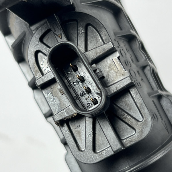 Патрубок впускний (ЧАЙКА ЛАСТОЧКА) на Mercedes 3.0 CDI OM 642 V6 А6420900048 А6420901742