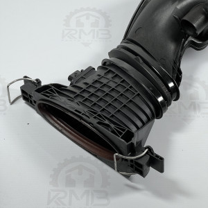 Патрубок впускний (ЧАЙКА ЛАСТОЧКА) на Mercedes 3.0 CDI OM 642 V6 А6420900048 А6420901742