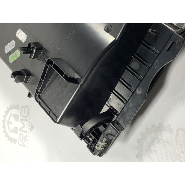 Бардачок ЦЕНТРАЛЬНИЙ на Мерседес Спрінтер W 907 / W 910 А9106805900