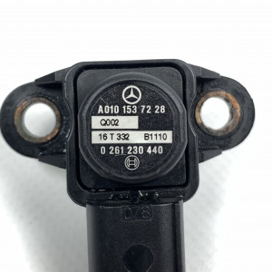 Датчик давления впускного коллектора на Мерседес Спринтер W 906 A0101537228