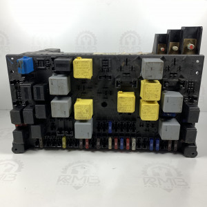 Блок запобіжників / комфорту/ модуль SAM Мерседес МЛ W 163 А1635457032