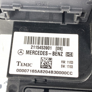  Блок предохранителей SAM передний на Mercedes E-Class W211 А2115453901